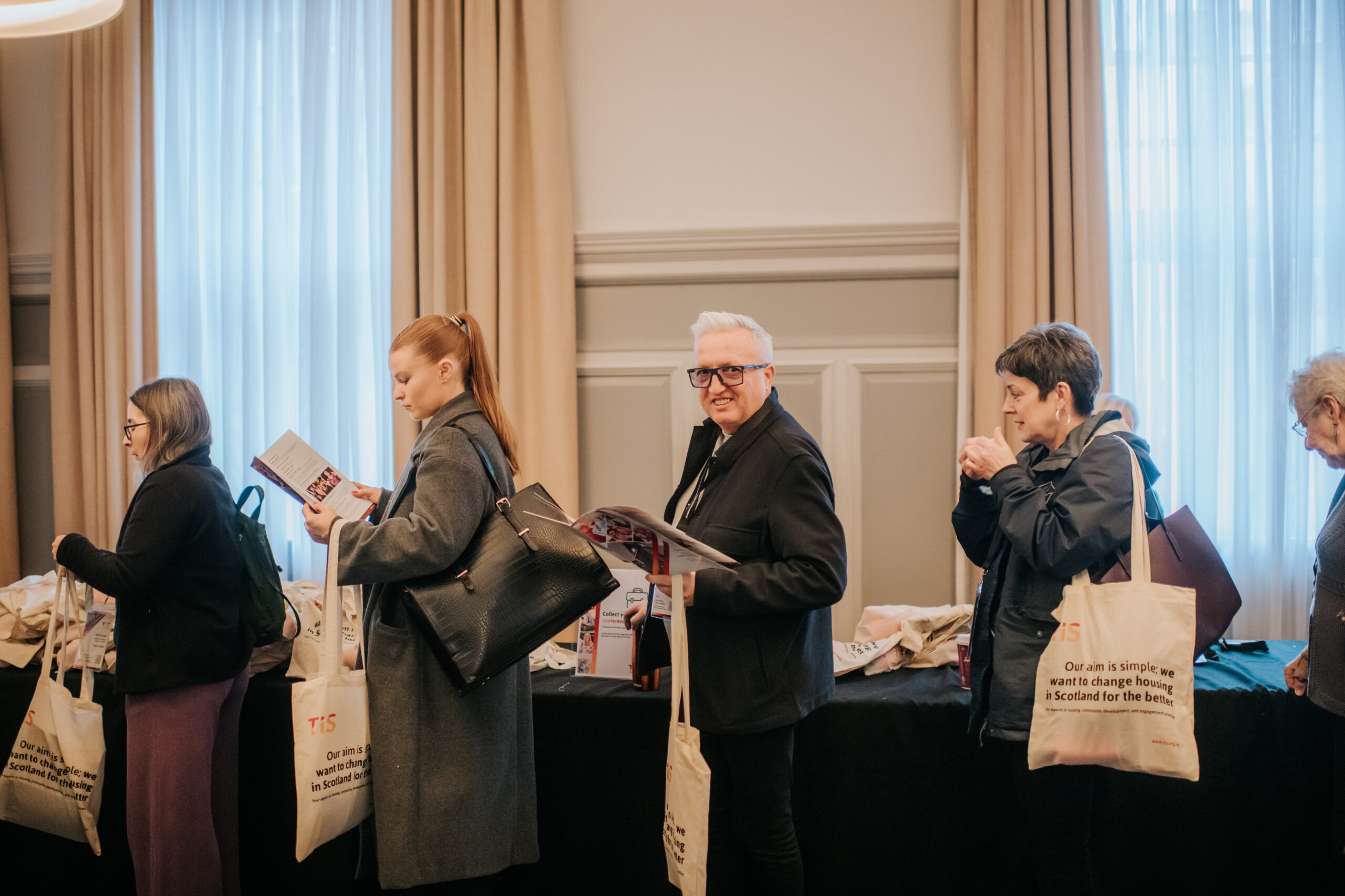 Registration queue at TIS conference 2023